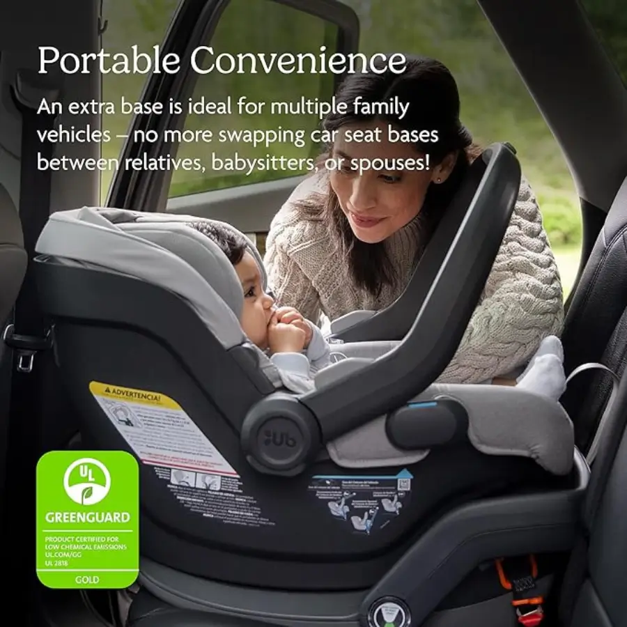 UPPAbaby Mesa car seat extra base gives easy portability between cars.
